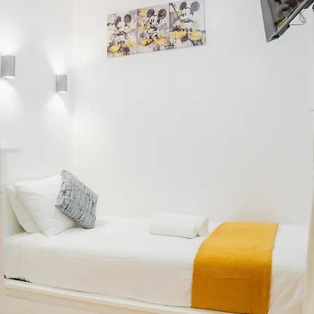 Quartos Economicos 3 Andar - Lc 홈스테이