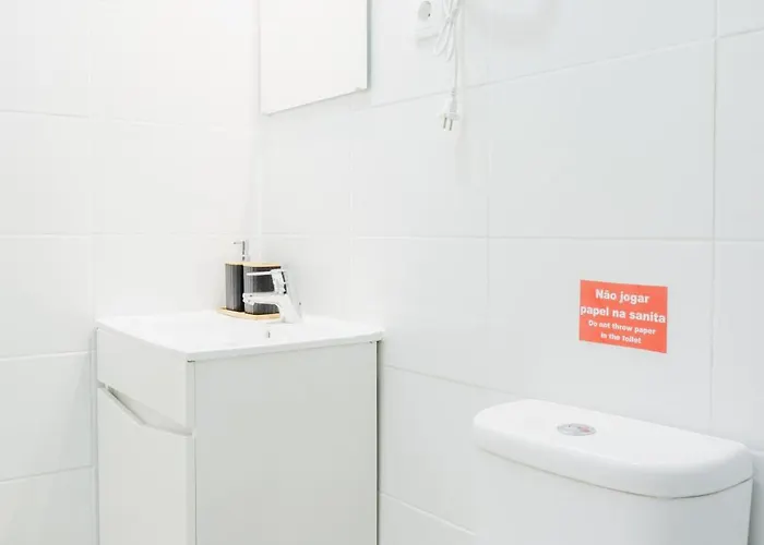 Quartos Economicos 3 Andar - Lc 民宿 Lisboa