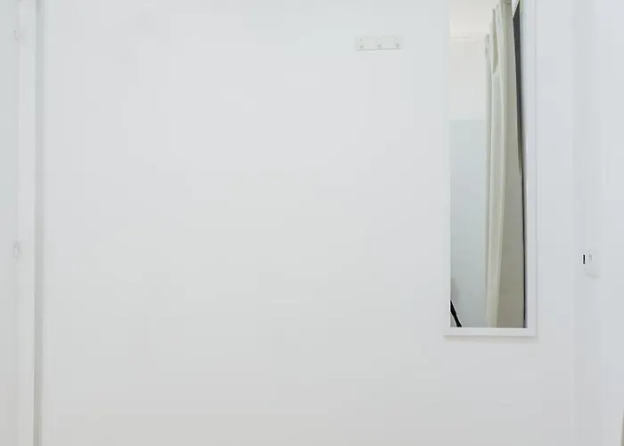 Quartos Economicos 3 Andar - Lc * Лиссабон