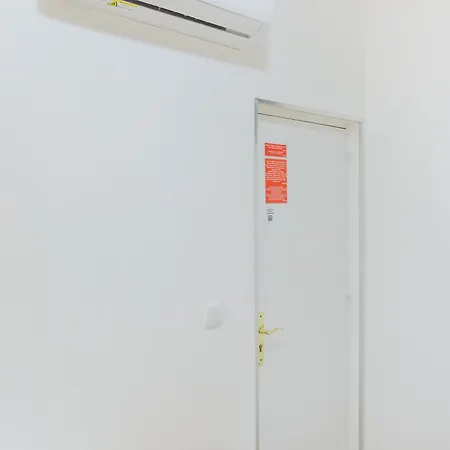 Habitación en casa particular Quartos Economicos 3 Andar - Lc *